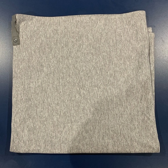 Lululemon Vinyasa Scarf - Picture 2 of 2
